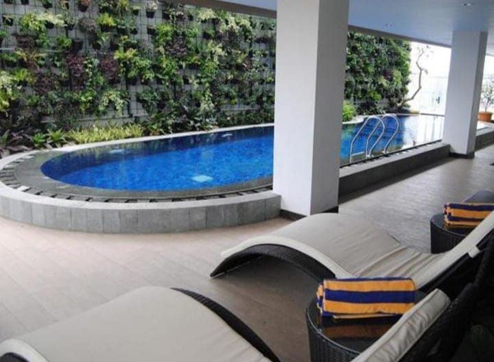 Lounge kolam